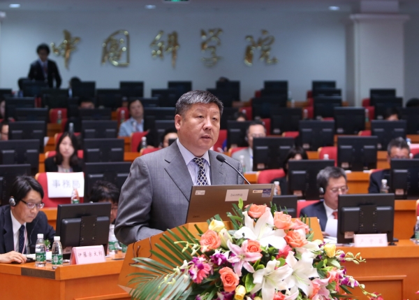 国家留学基金委副秘书长张宁介绍中国公派留学项目